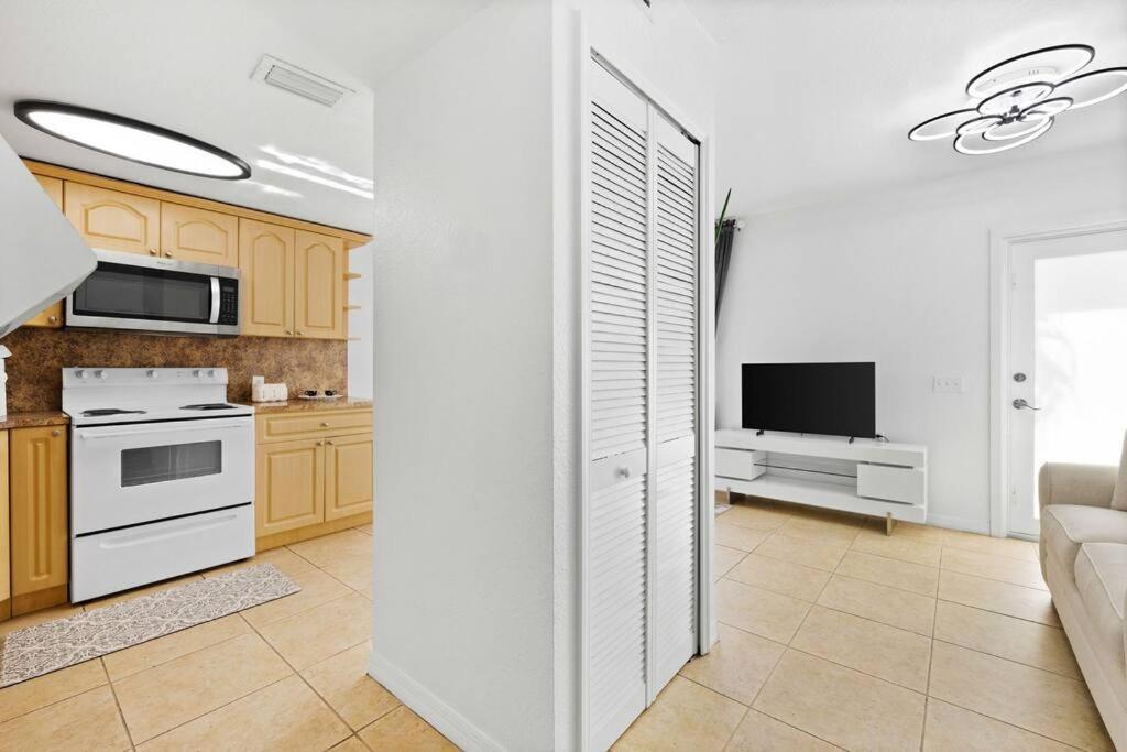 Beautiful Apartment In The Heart Of Miami Apt 8 Bagian luar foto